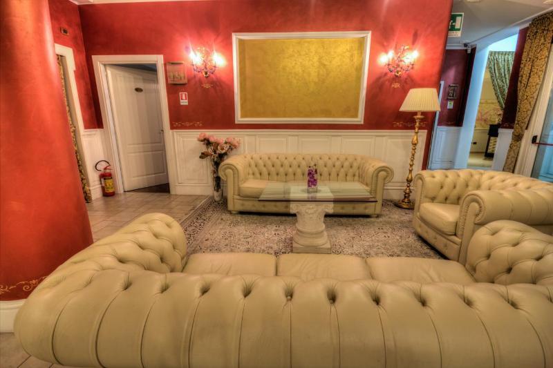 Hotel Madonna Delle Grazie Ceglie Messapica Esterno foto