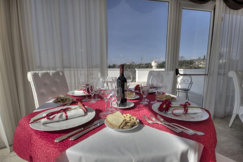 Hotel Madonna Delle Grazie Ceglie Messapica Esterno foto